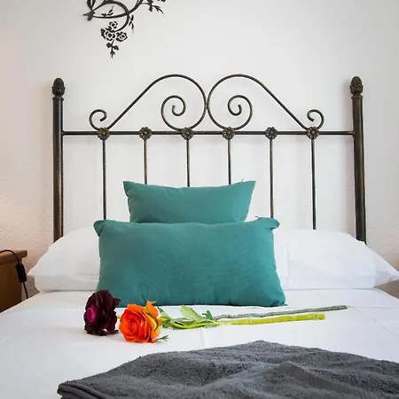 Appartamento Holidays2torremolinos De 3 Con Terraza Y Piscina Comunitaria Torremolinos