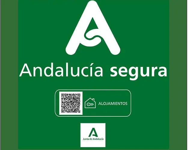 Holidays2torremolinos De 3 Con Terraza Y Piscina Comunitaria *