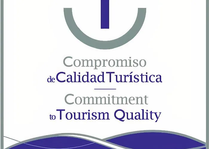 Holidays2torremolinos De 3 Con Terraza Y Piscina Comunitaria Torremolinos