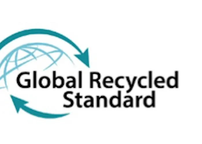 Holidays2torremolinos De 3 Con Terraza Y Piscina Comunitaria *