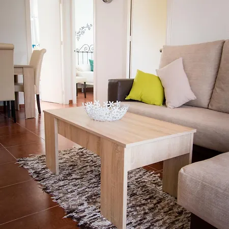 Holidays2torremolinos De 3 Con Terraza Y Piscina Comunitaria Διαμέρισμα *